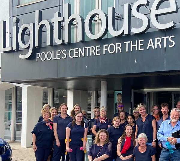 Choir Engine Performing